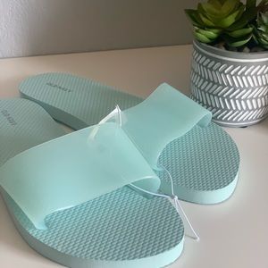 Old navy slip sandals